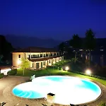 5-1 Of 11 In An Exclusive By Italian * 特雷梅佐