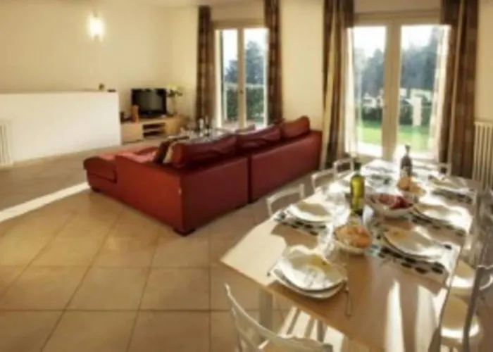 5-1 Of 11 In An Exclusive By Italian Tremezzo