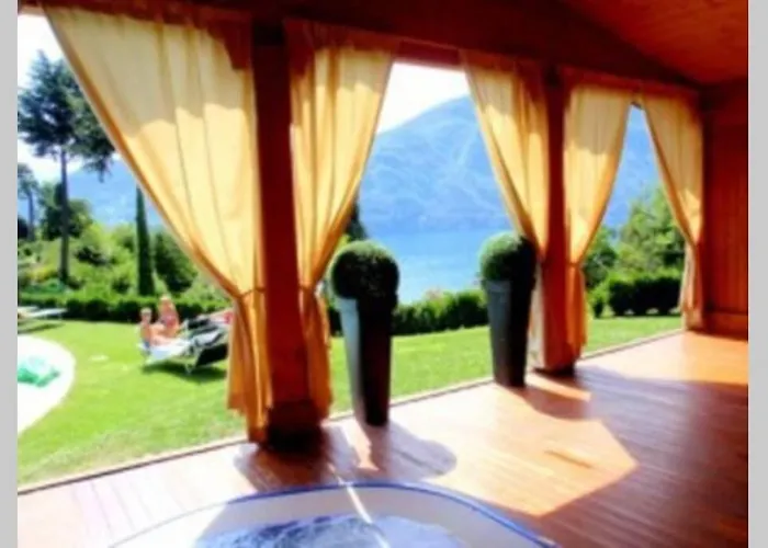 5-1 Of 11 In An Exclusive By Italian Tremezzo